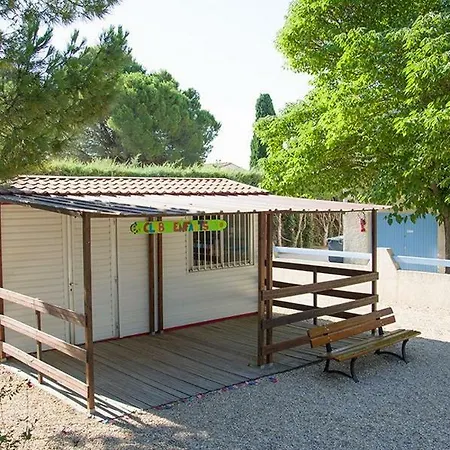 אתר קמפינג Camping Les Amandiers - Maeva
